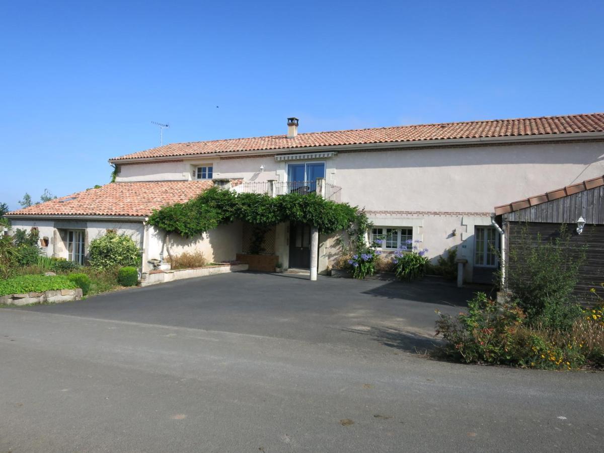 Les Bienfaits D'Harmonium Bed & Breakfast La Chapelle-Gaudin Exterior photo